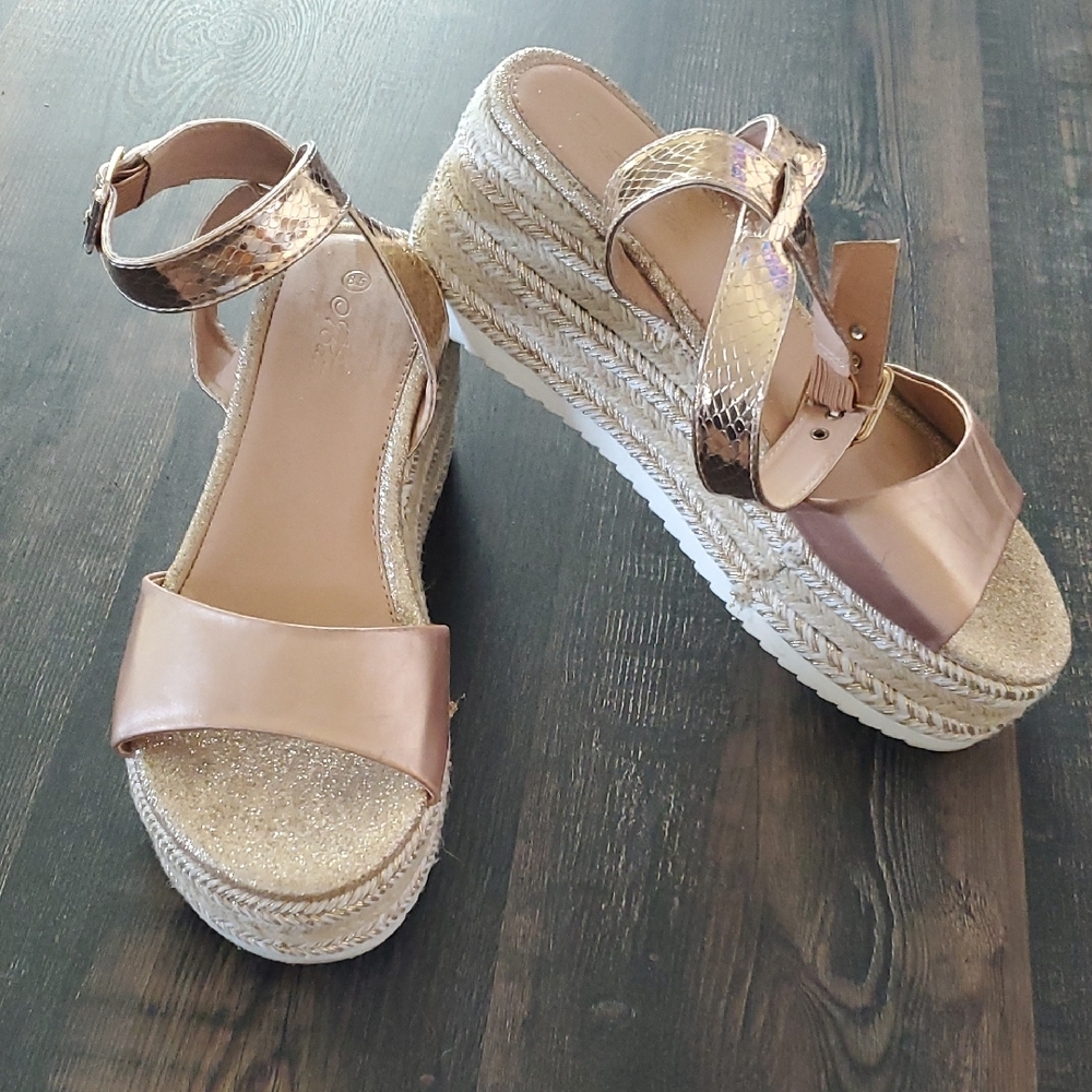Women's Metallic Platform Sandals
